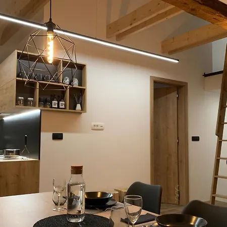 18home Apartments, アパート モイストラナ