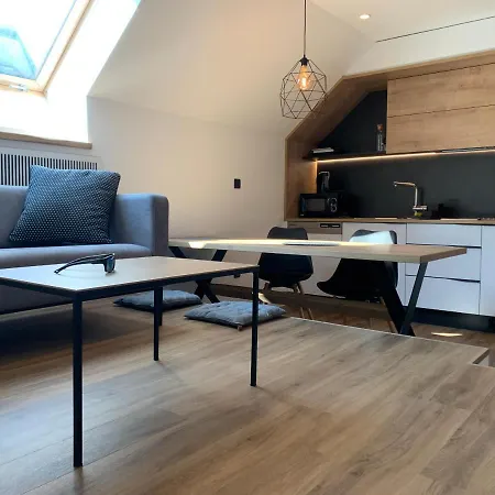 Apartment 18home Apartments, *