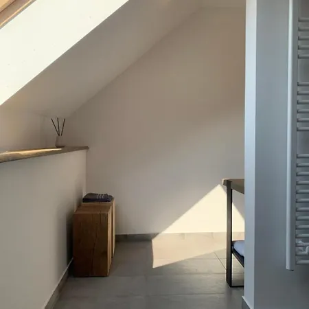 18home Apartments, * モイストラナ