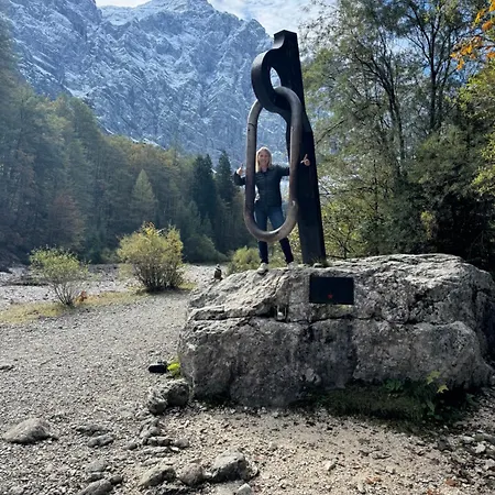 18home Apartments, *