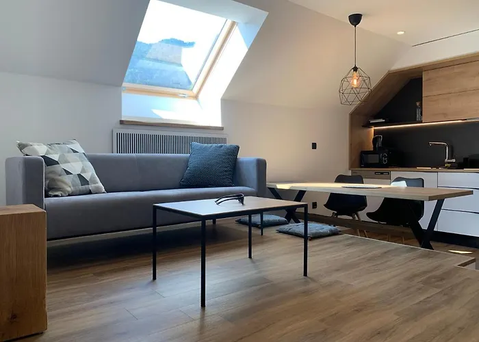 דירה 18home Apartments, מויסטראנה